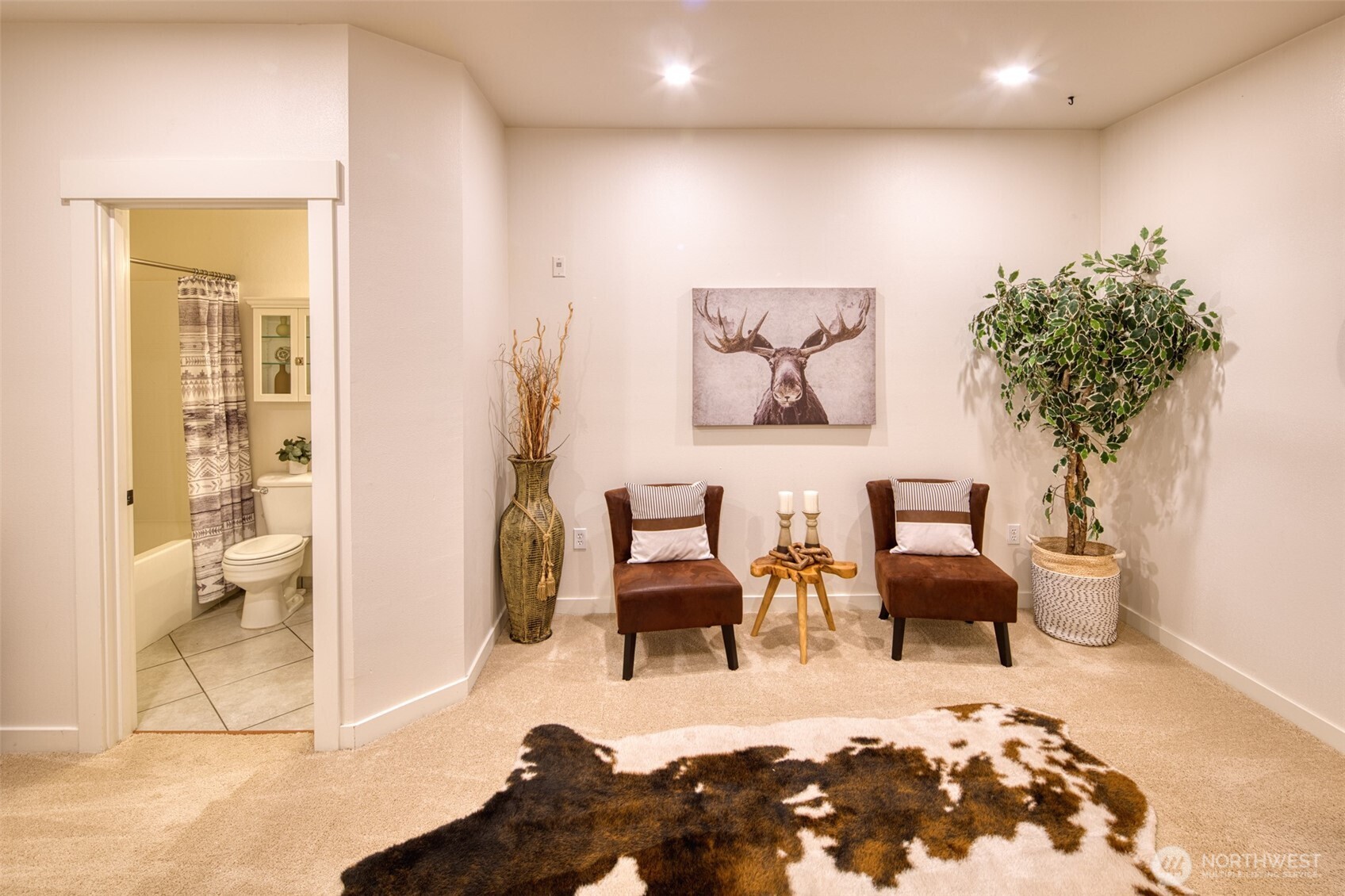 23300 SE Black Nugget Road #F6, Issaquah, WA 98029