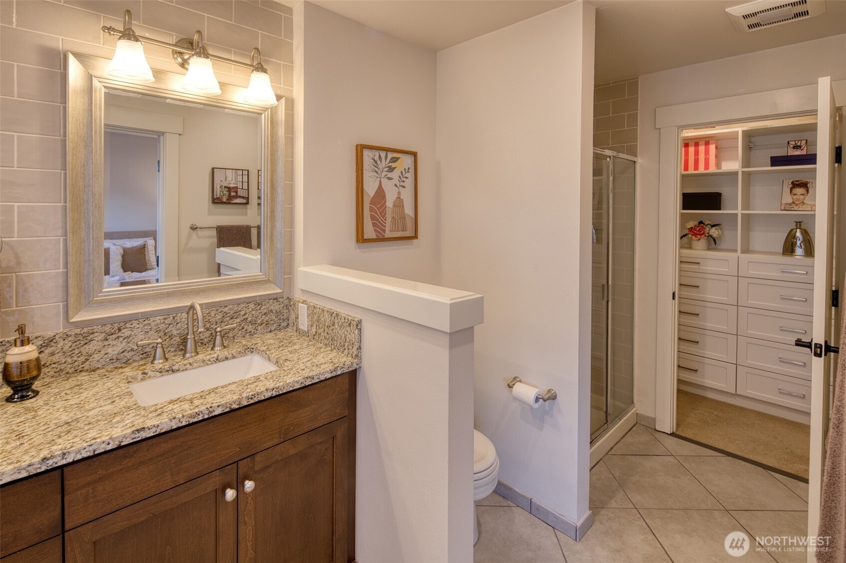 23300 SE Black Nugget Road #F6, Issaquah, WA 98029