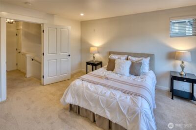 23300 SE Black Nugget Road #F6, Issaquah, WA 98029 - Photo 10