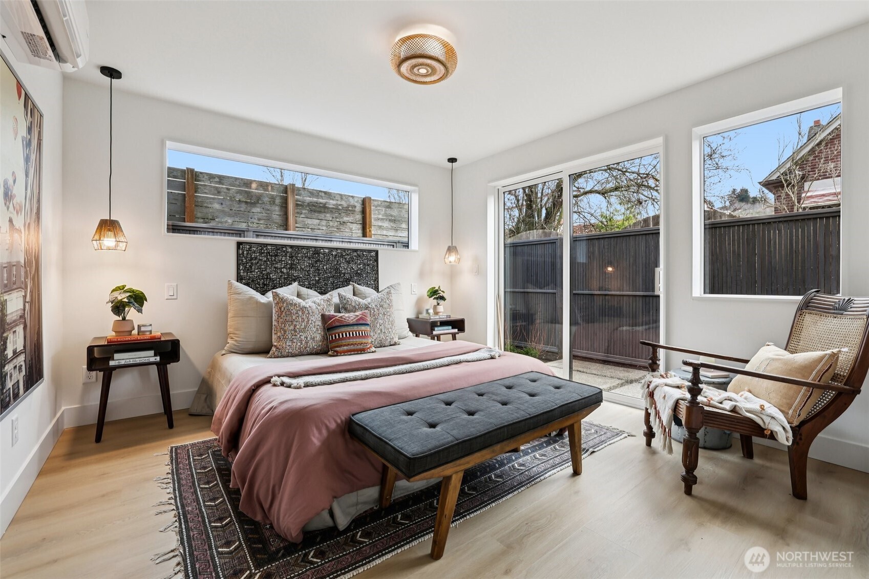 2626 58th Avenue SW #B, Seattle, WA 98116