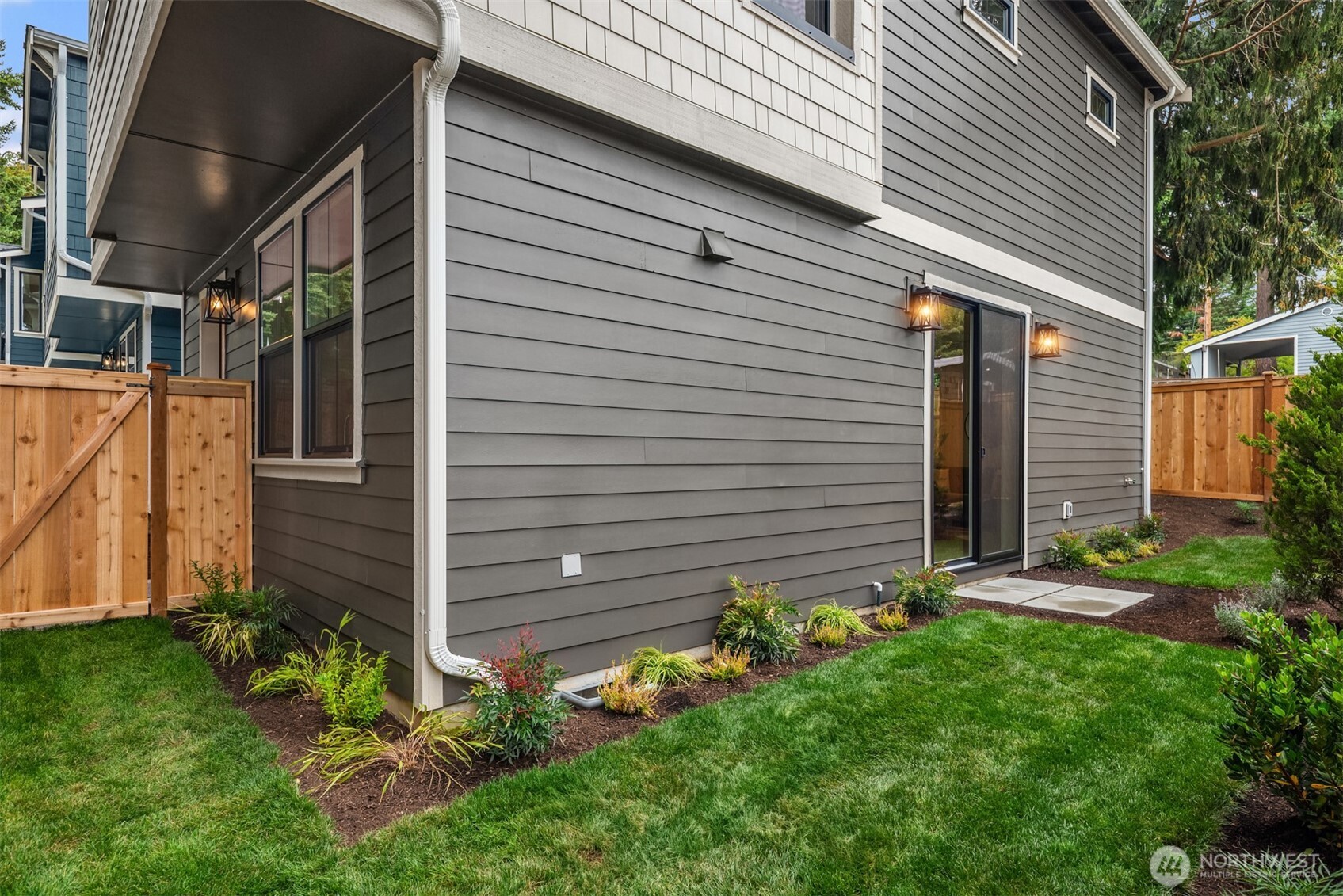 1919 3rd Street , Kirkland, WA 98033