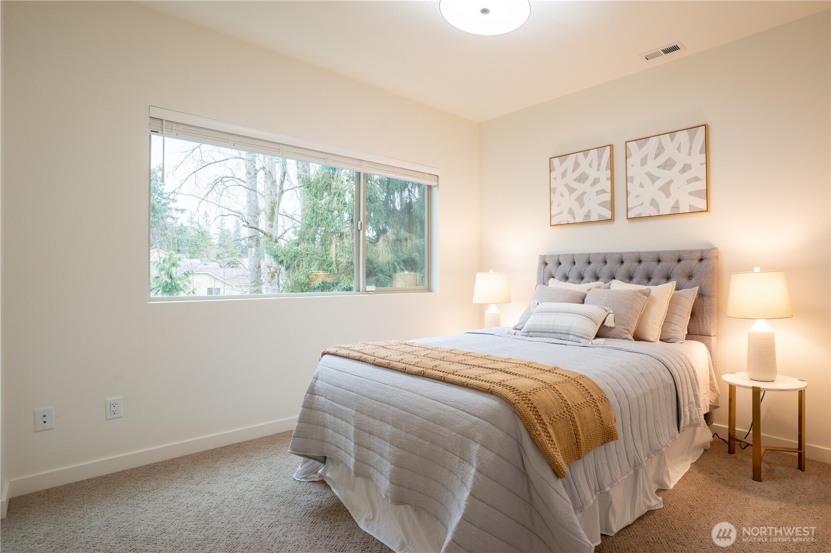 19727 27th Place W #1, Lynnwood, WA 98036