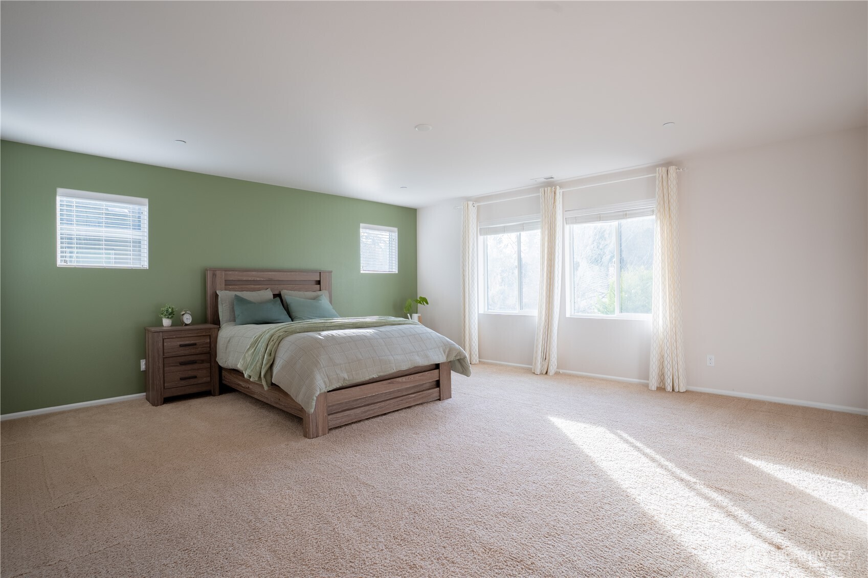 32355 48th Avenue S, Auburn, WA 98001