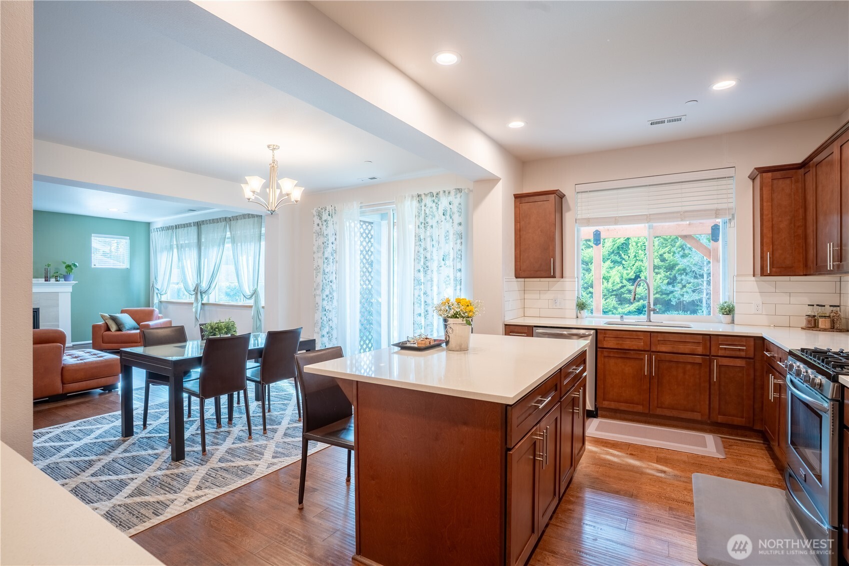 32355 48th Avenue S, Auburn, WA 98001