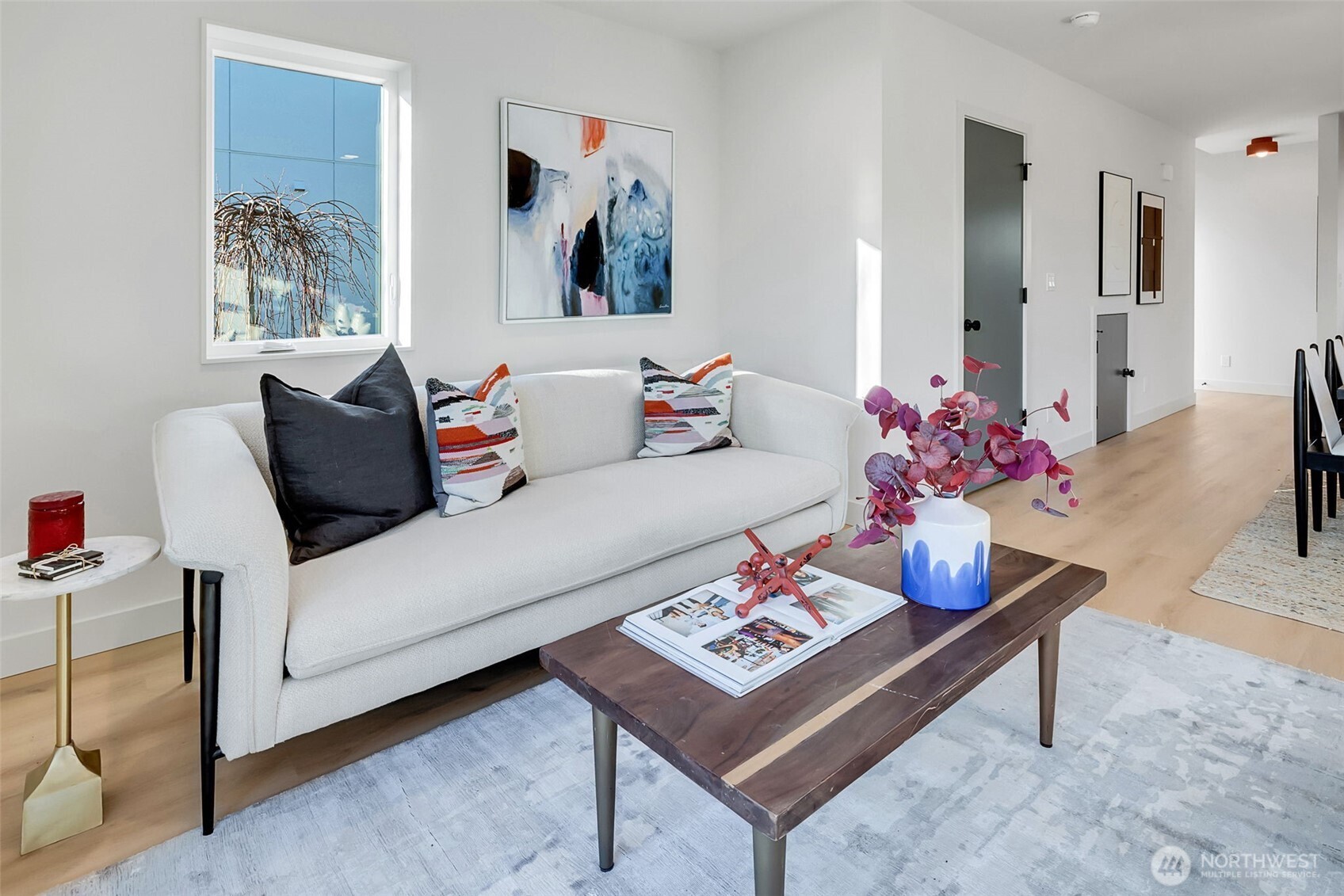 4411 S Holly Street , Seattle, WA 98118