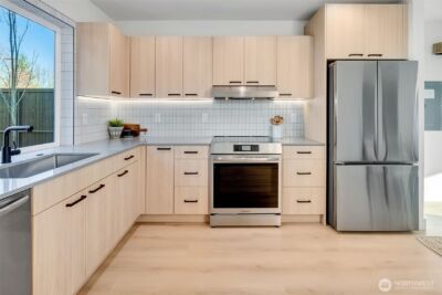 4411 S Holly Street , Seattle, WA 98118 - Photo 6