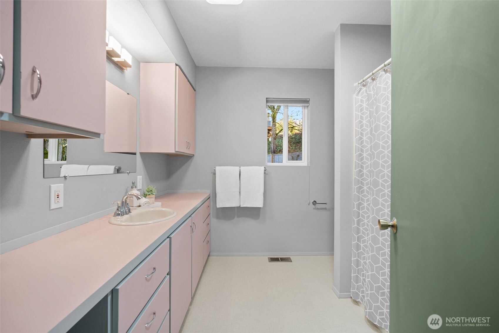 1216 E Clearbrook Drive , Bellingham, WA 98229
