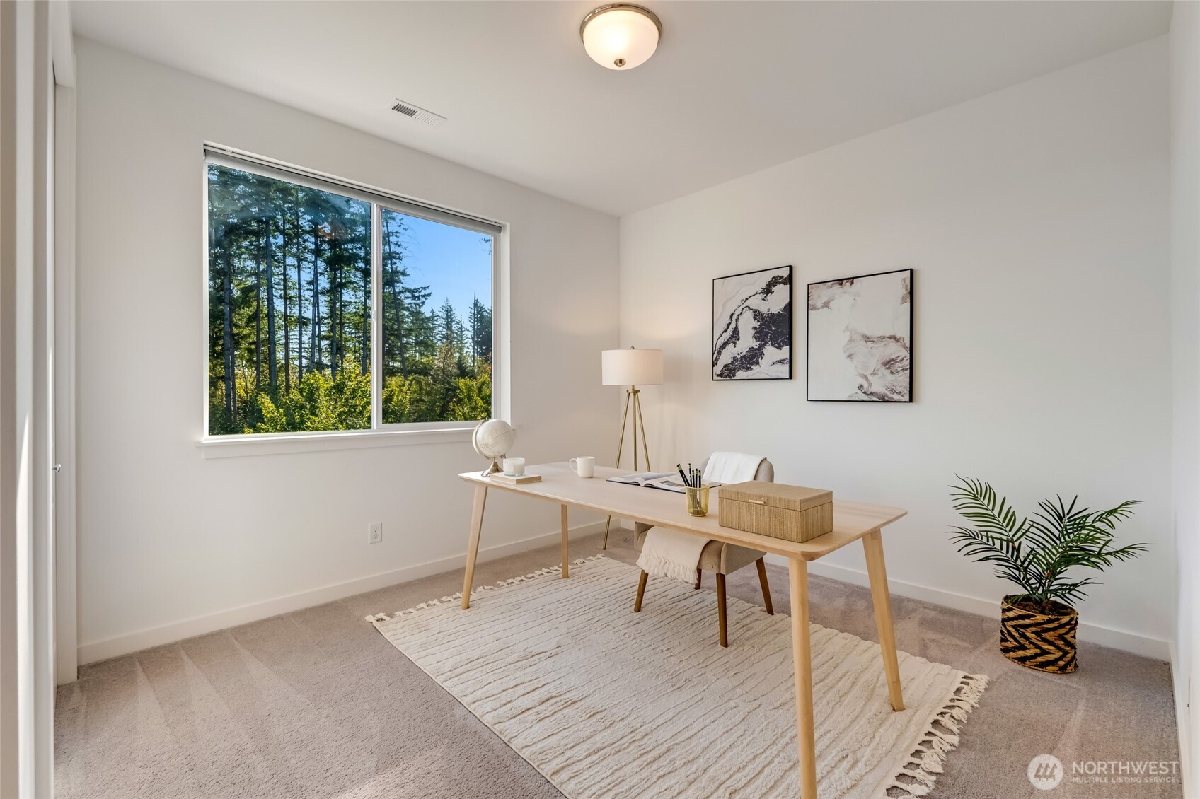 33133 Evergreen Avenue SE, Black Diamond, WA 98010