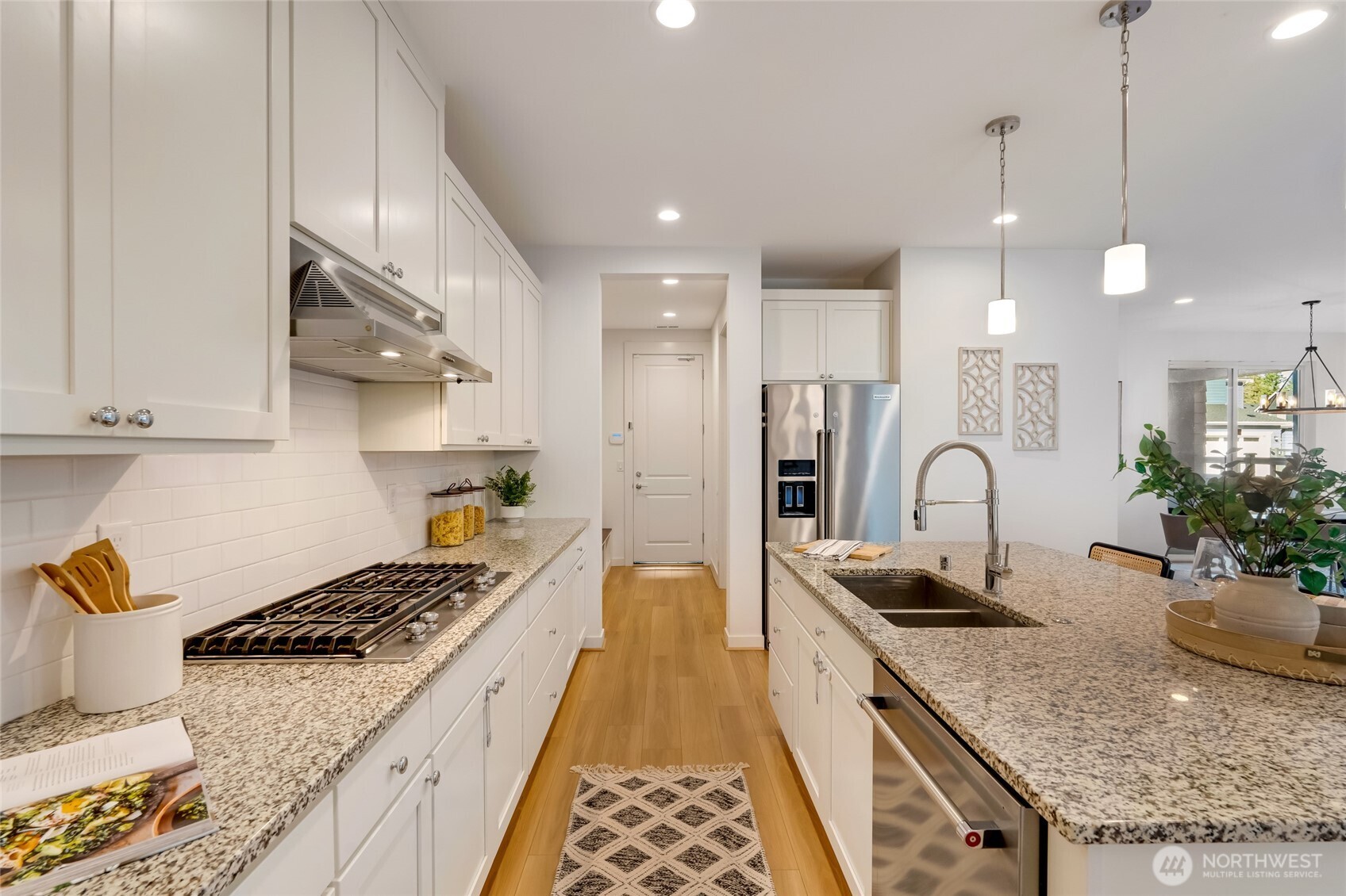 33133 Evergreen Avenue SE, Black Diamond, WA 98010