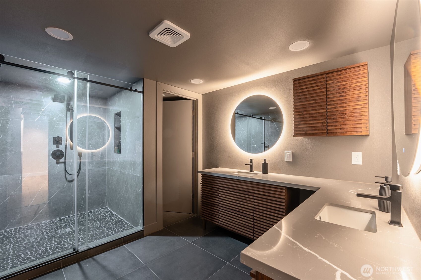 6358 S Island Drive E, Bonney Lake, WA 98391-8683