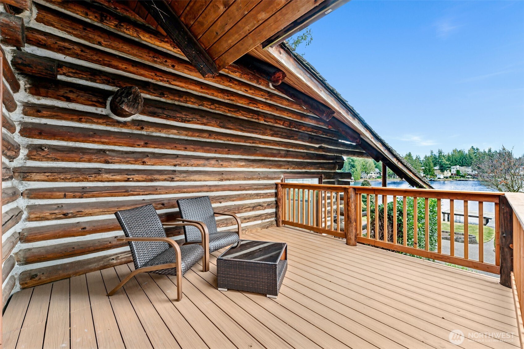 6358 S Island Drive E, Bonney Lake, WA 98391-8683