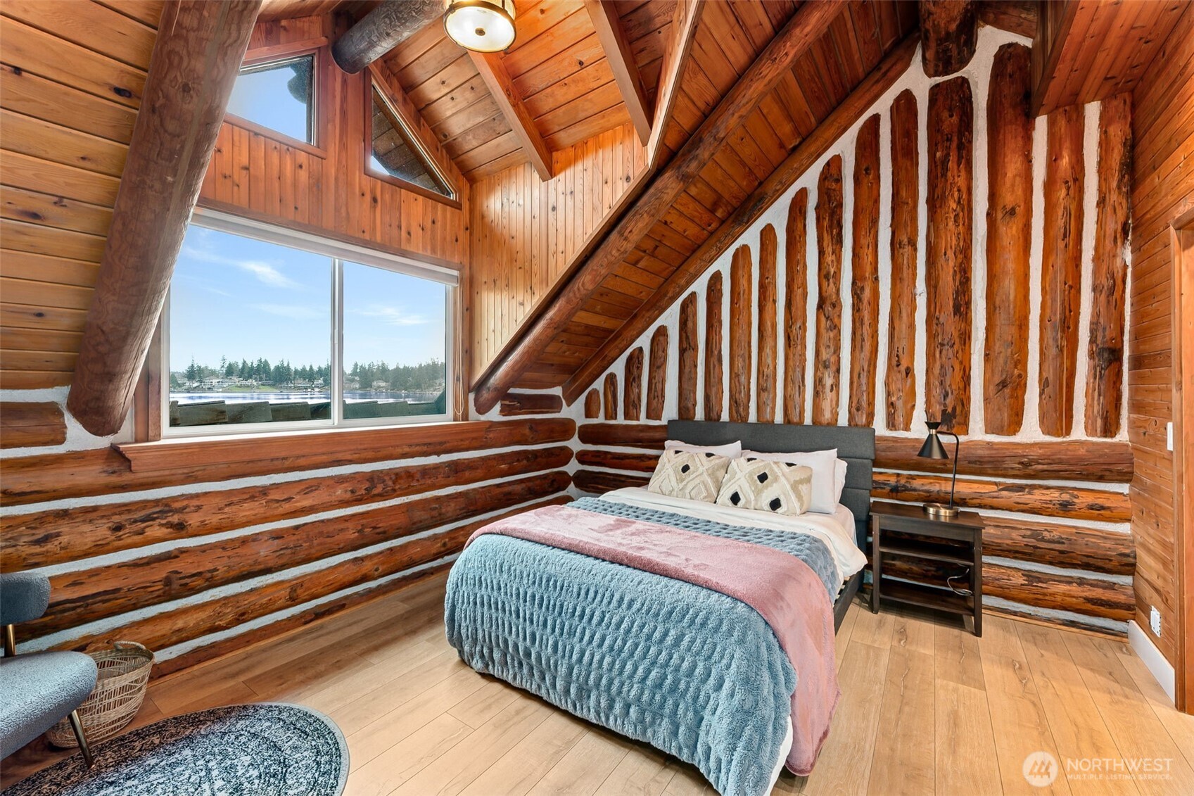 6358 S Island Drive E, Bonney Lake, WA 98391-8683