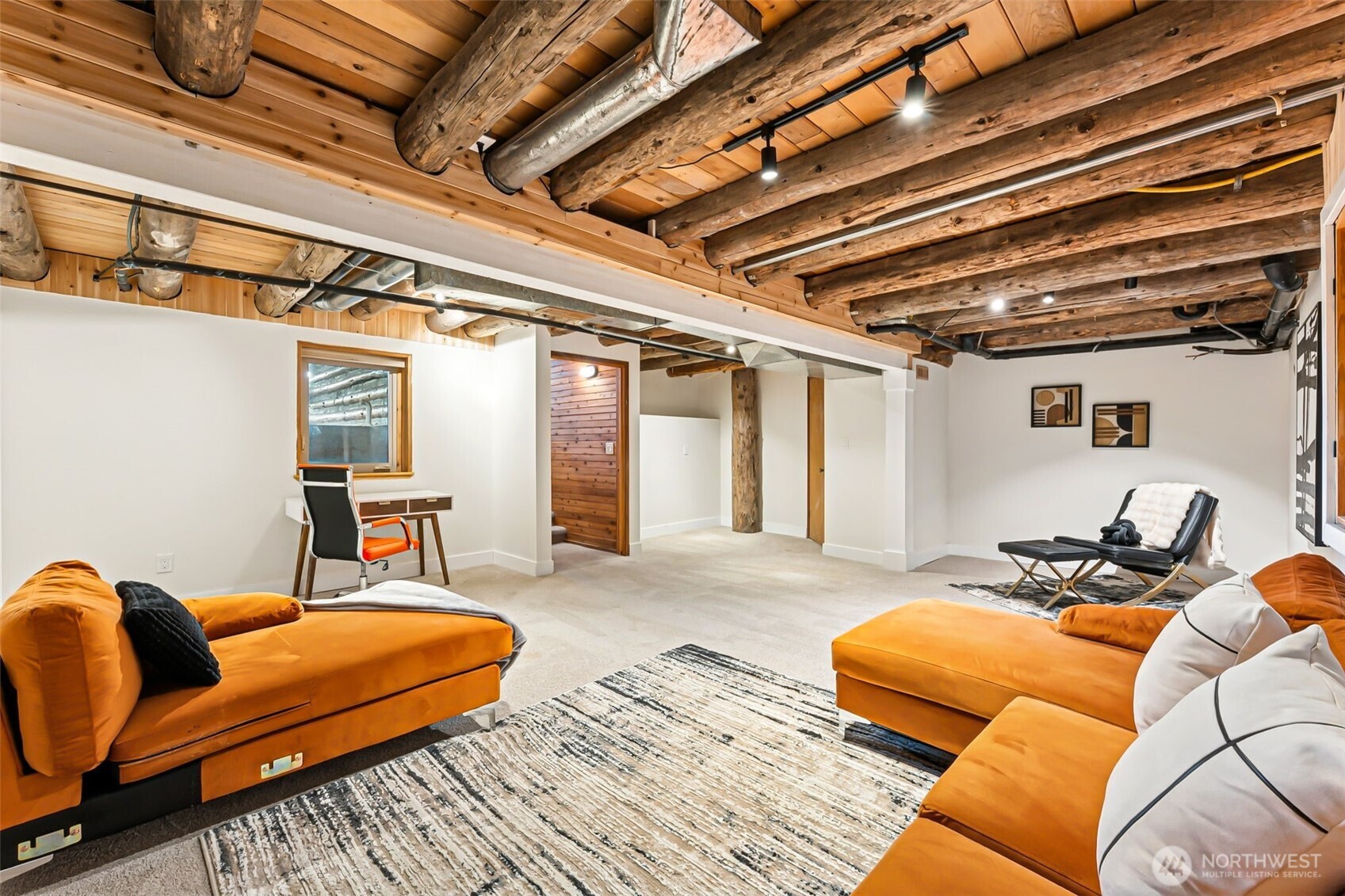 6358 S Island Drive E, Bonney Lake, WA 98391-8683