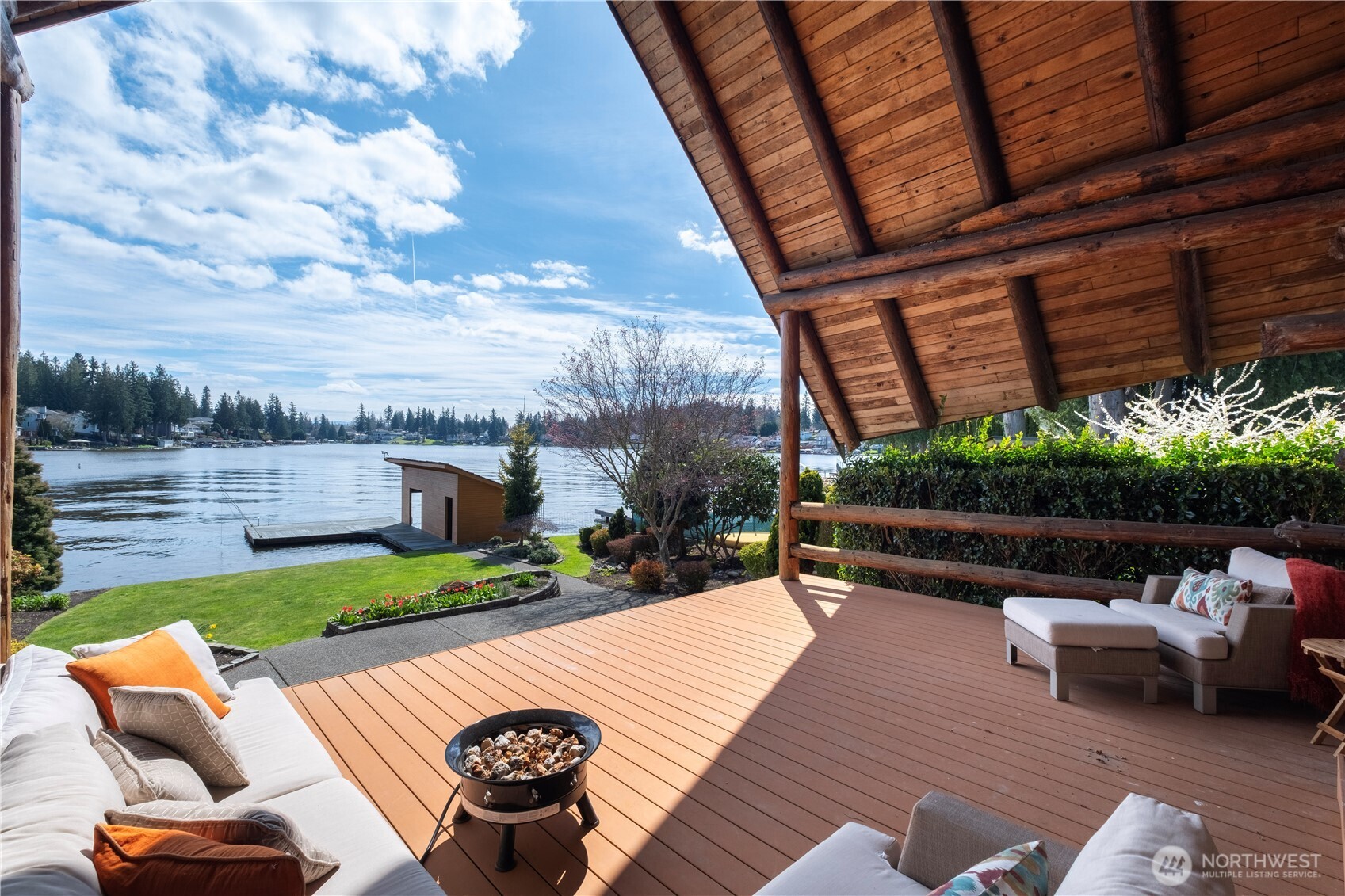 6358 S Island Drive E, Bonney Lake, WA 98391-8683