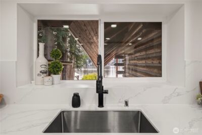 6358 S Island Drive E, Bonney Lake, WA 98391-8683 - Photo 9