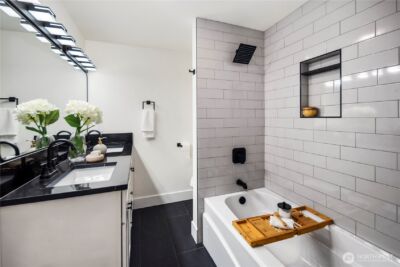 5520 Brooklyn Avenue NE, Seattle, WA 98105 - Photo 32