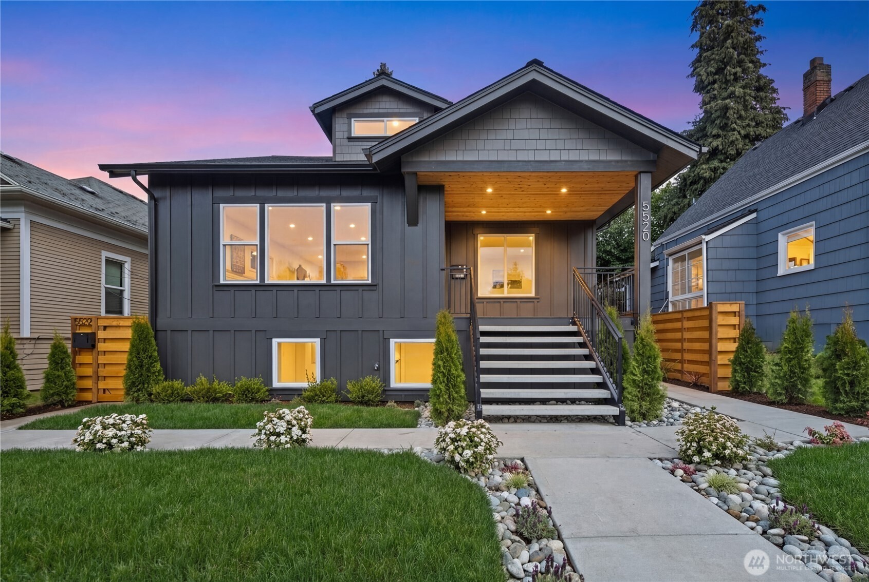 5520 Brooklyn Avenue NE, Seattle, WA 98105