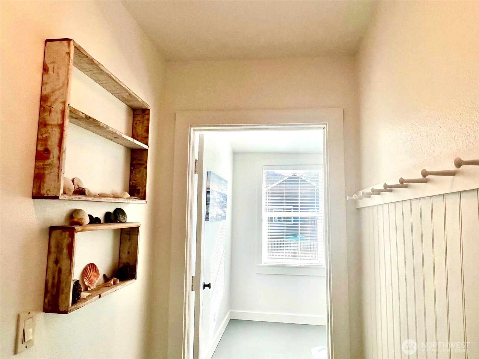 102 N 1st Street , Pacific Beach, WA 98571