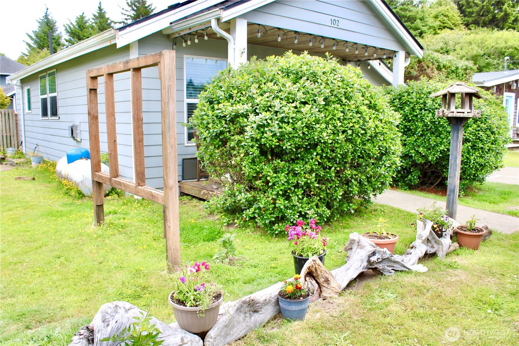 102 N 1st Street , Pacific Beach, WA 98571