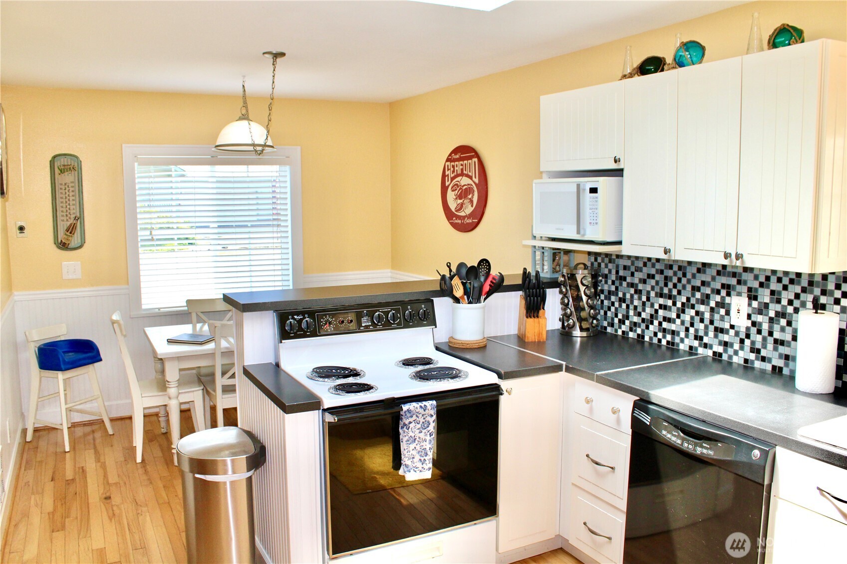 100 N 1st Street , Pacific Beach, WA 98571