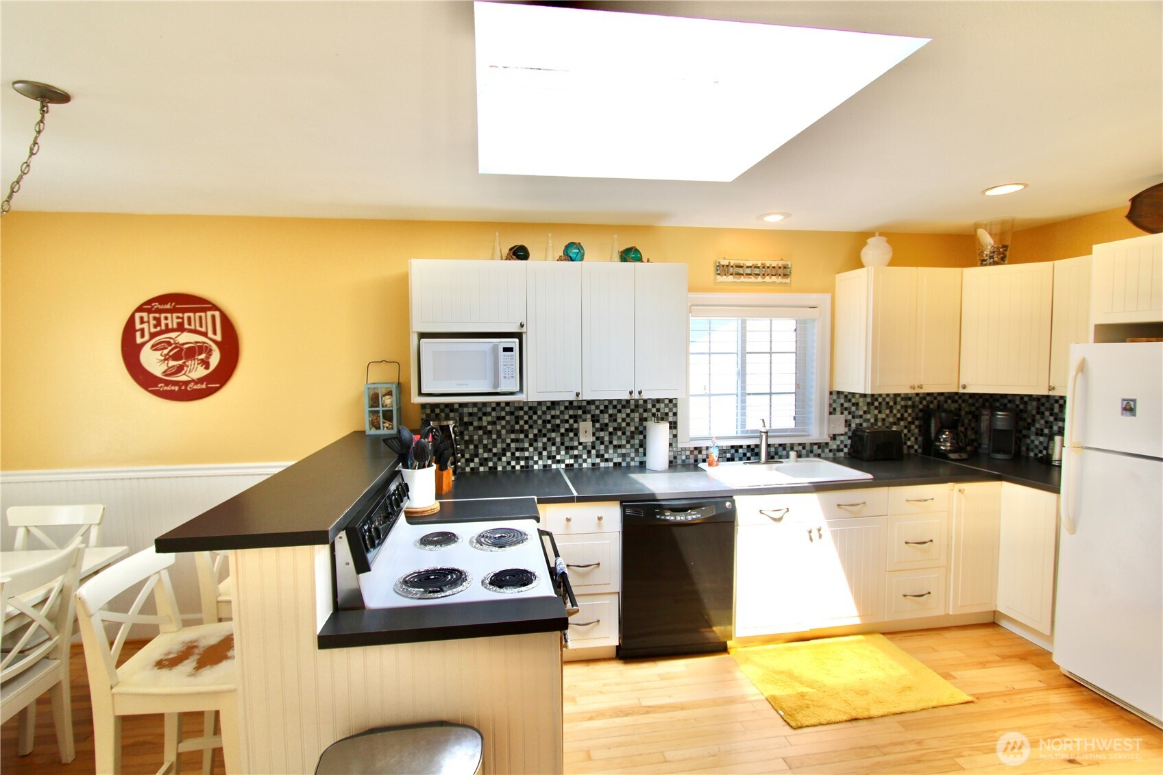 100 N 1st Street , Pacific Beach, WA 98571