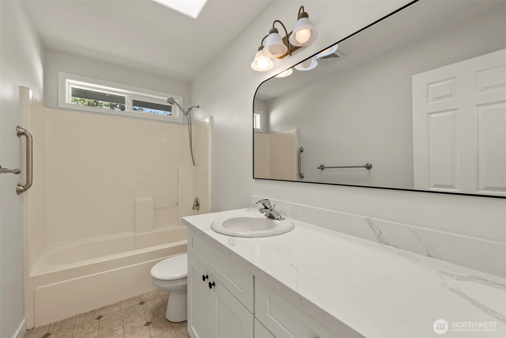 765 Vashon Avenue NE, Renton, WA 98059