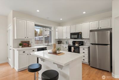 765 Vashon Avenue NE, Renton, WA 98059 - Photo 9