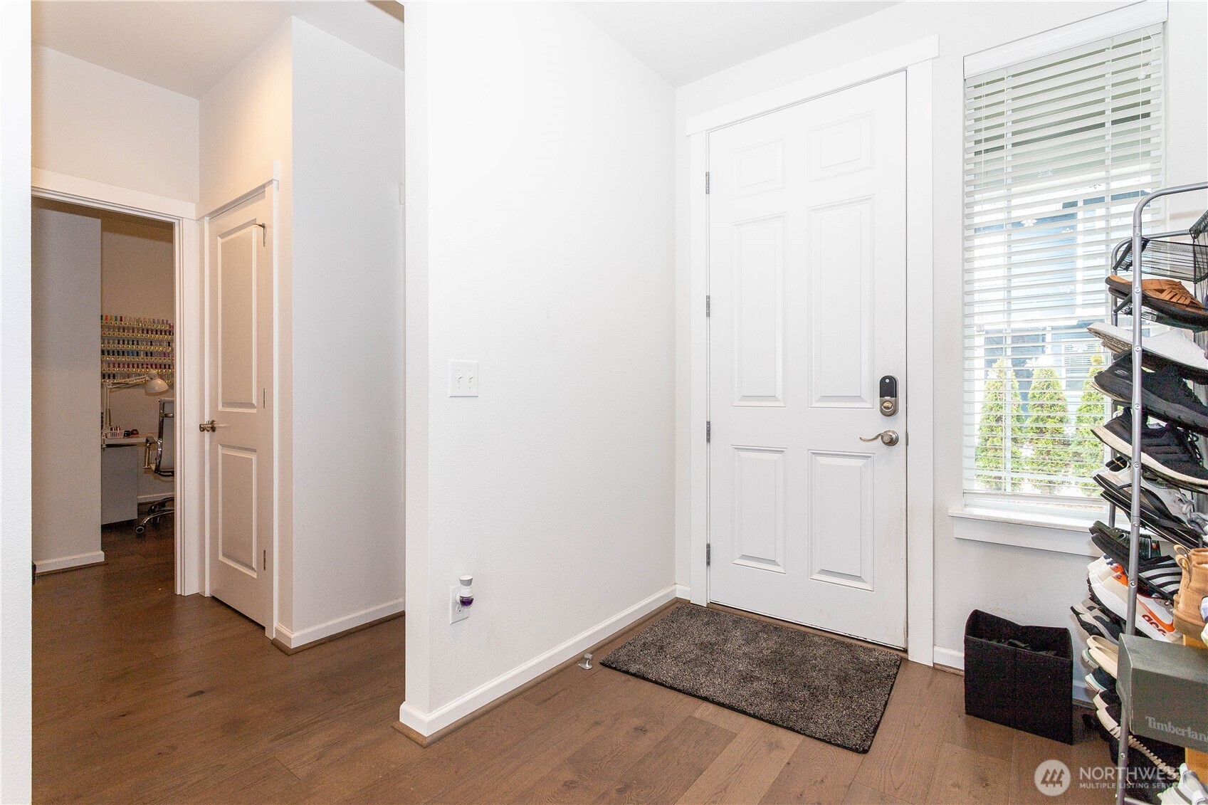 27432 14th Place S, Des Moines, WA 98198