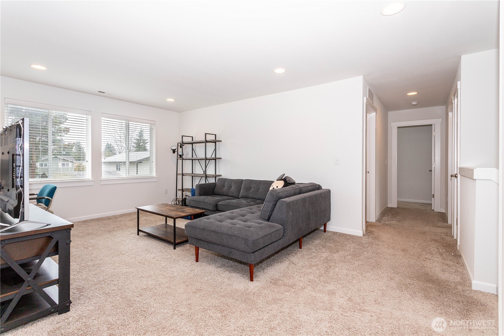 27432 14th Place S, Des Moines, WA 98198