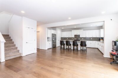 27432 14th Place S, Des Moines, WA 98198 - Photo 3