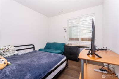 27432 14th Place S, Des Moines, WA 98198 - Photo 31