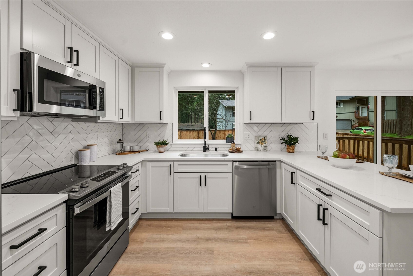 21743 E Terra Lane SE, Yelm, WA 98597