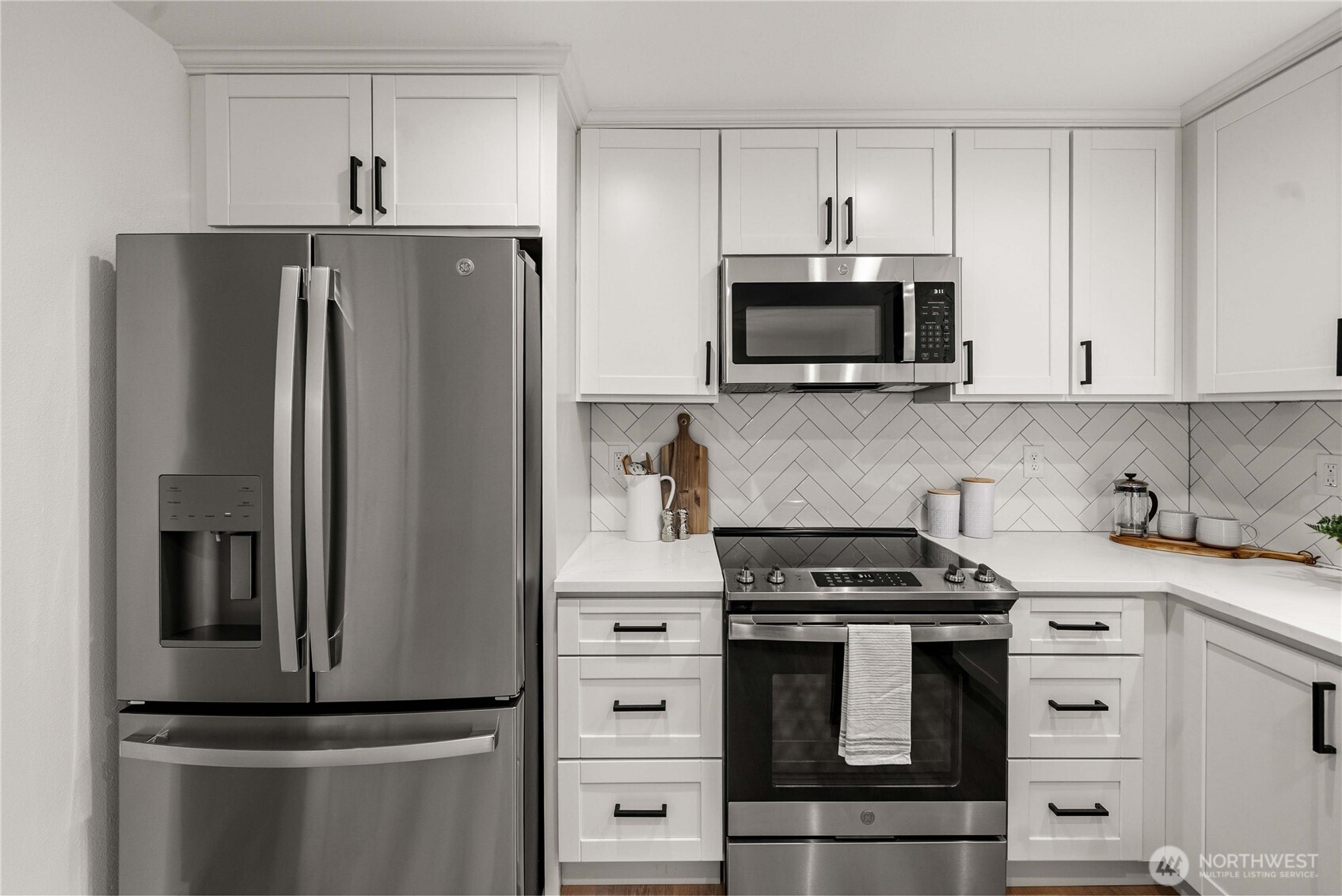 21743 E Terra Lane SE, Yelm, WA 98597