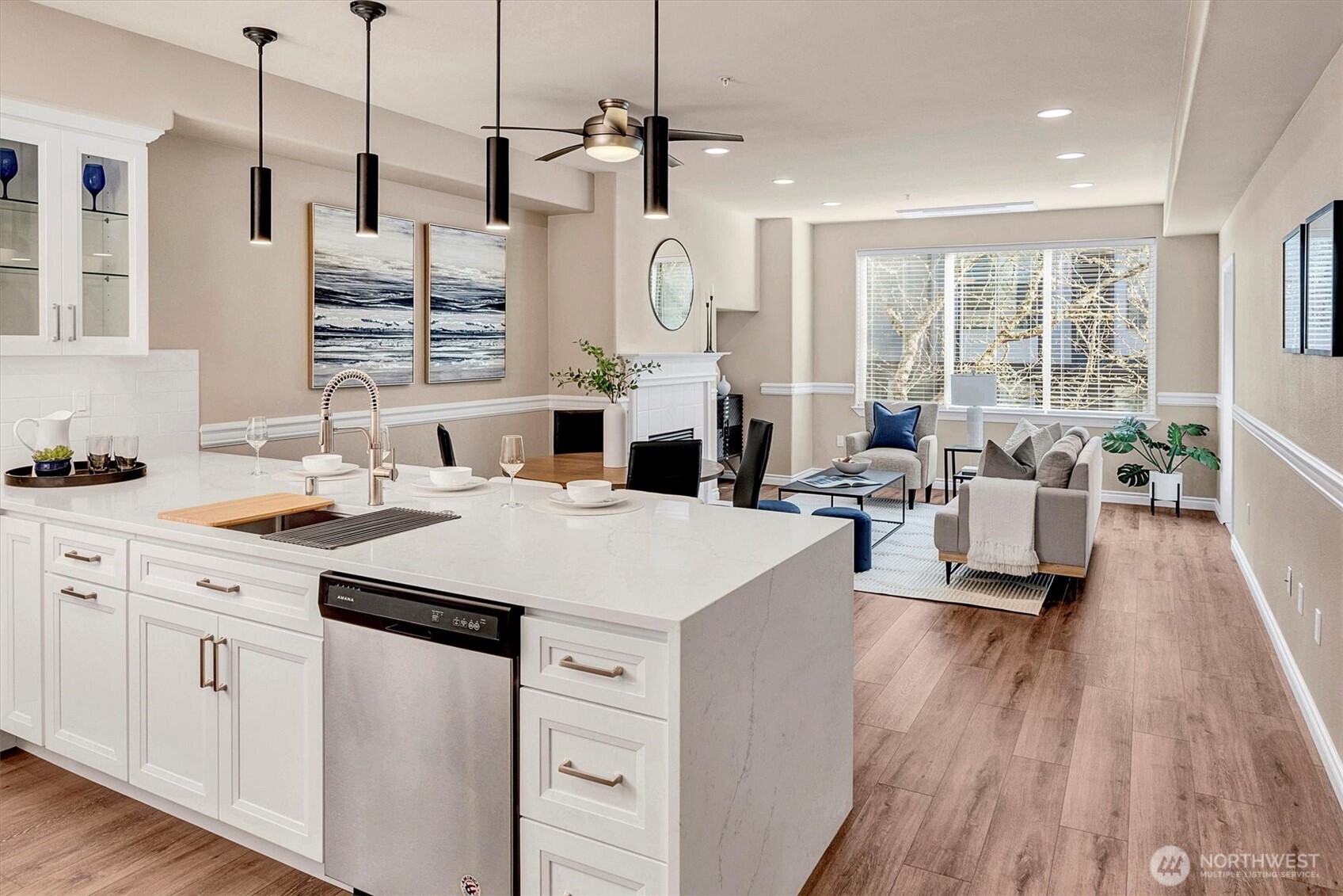 6831 NE 170th Street #206, Kenmore, WA 98028