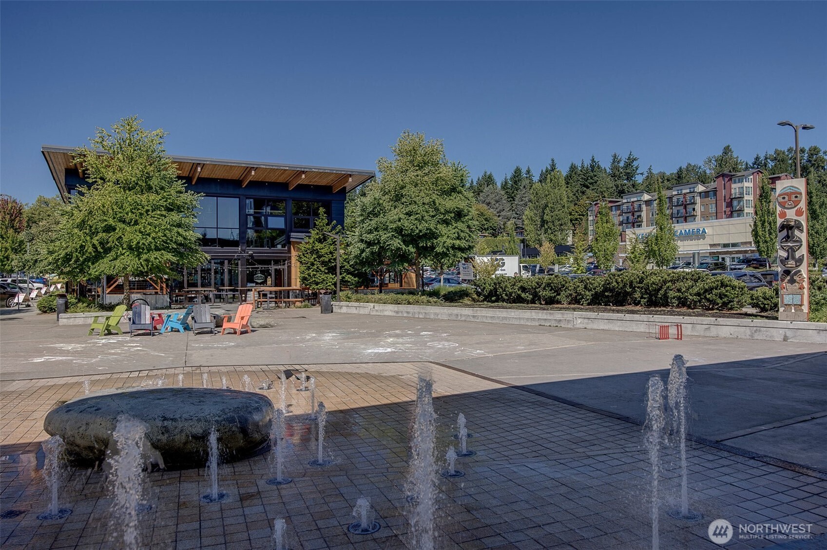 6831 NE 170th Street #206, Kenmore, WA 98028