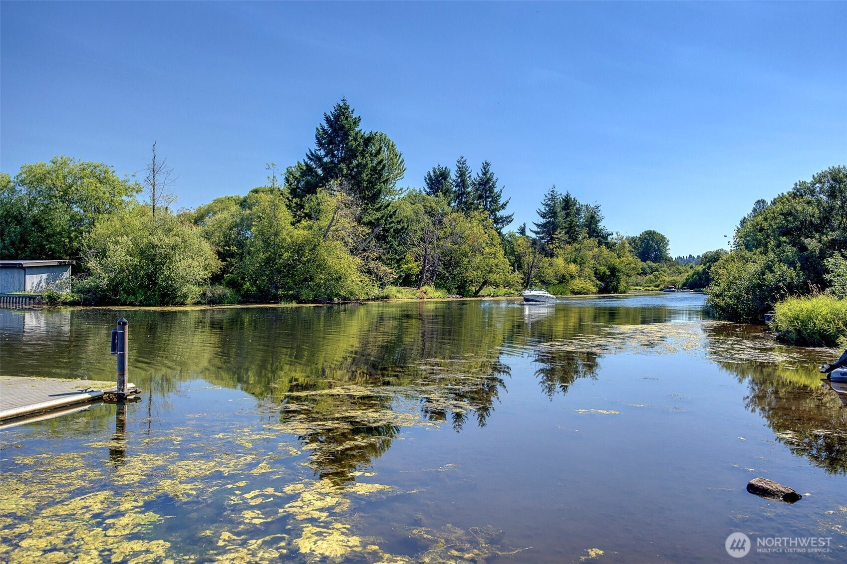 6831 NE 170th Street #206, Kenmore, WA 98028