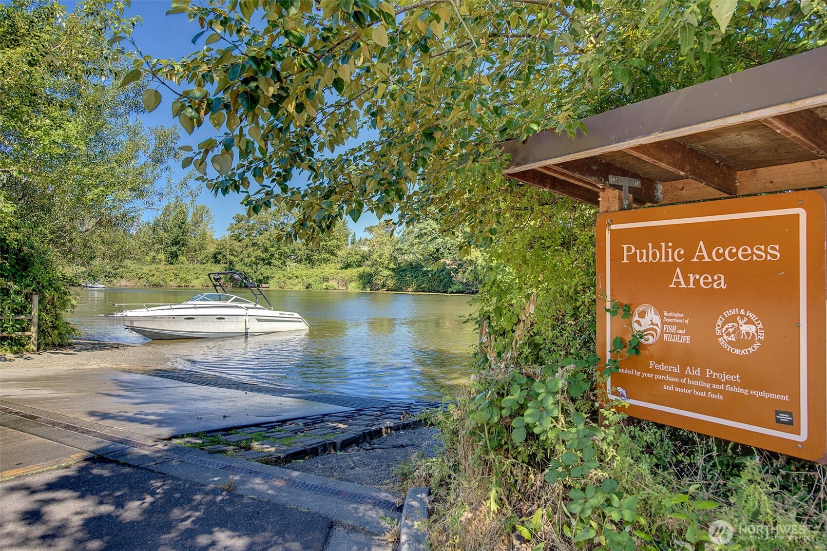 6831 NE 170th Street #206, Kenmore, WA 98028