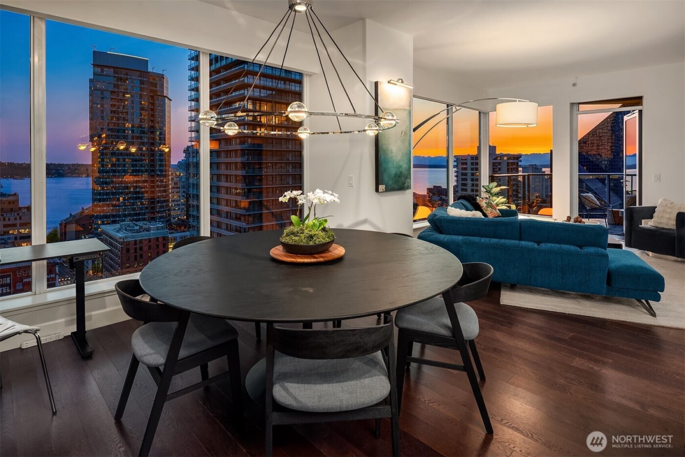 1920 4th Avenue #2202, Seattle, WA 98101