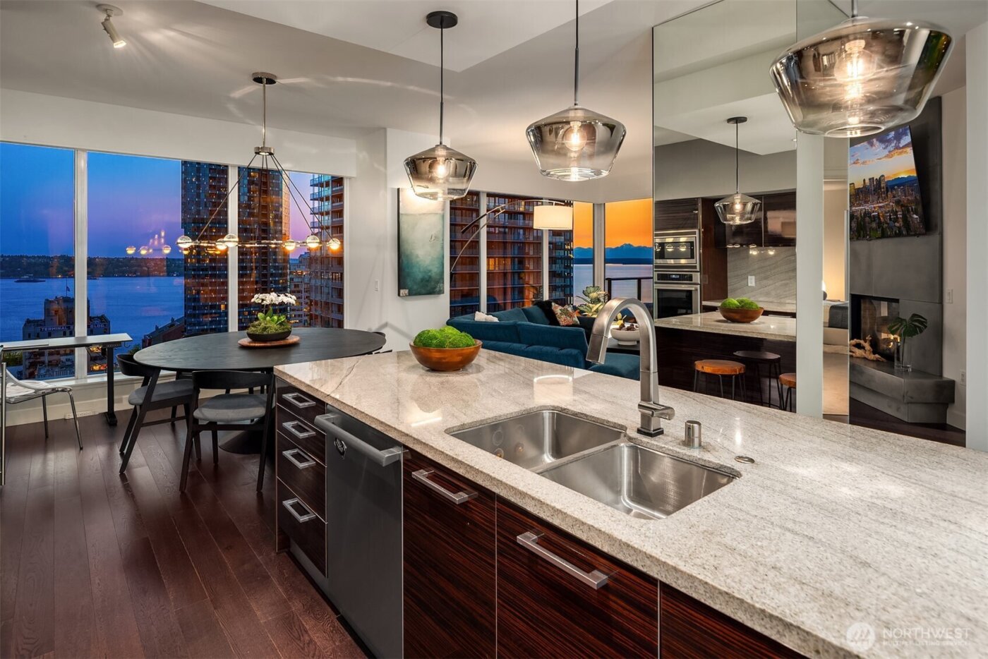 1920 4th Avenue #2202, Seattle, WA 98101