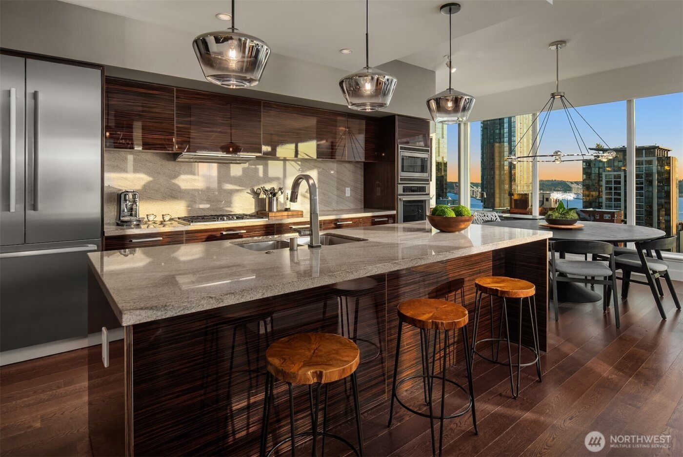 1920 4th Avenue #2202, Seattle, WA 98101