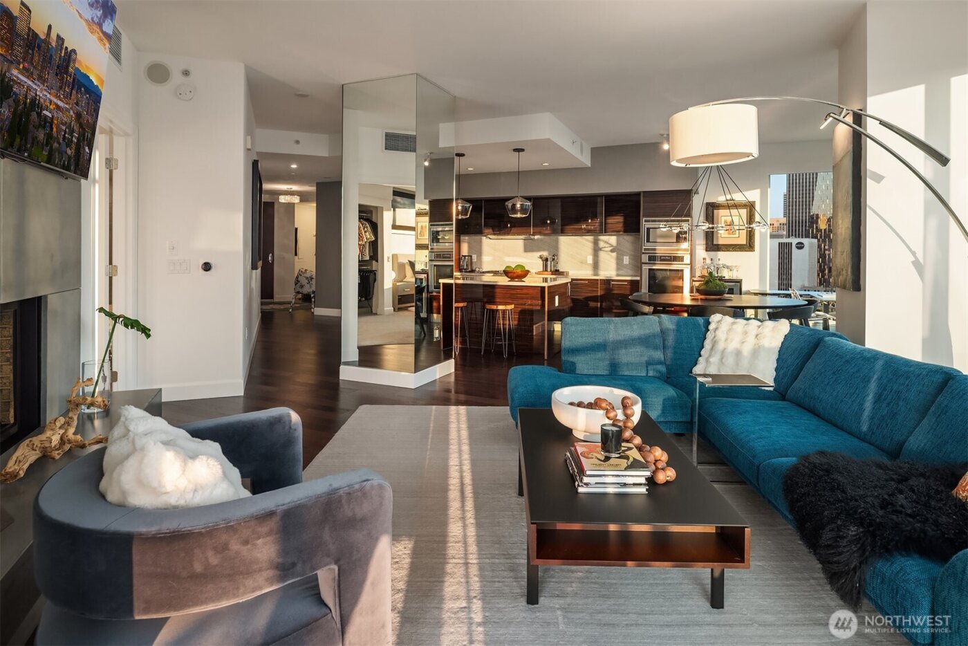 1920 4th Avenue #2202, Seattle, WA 98101