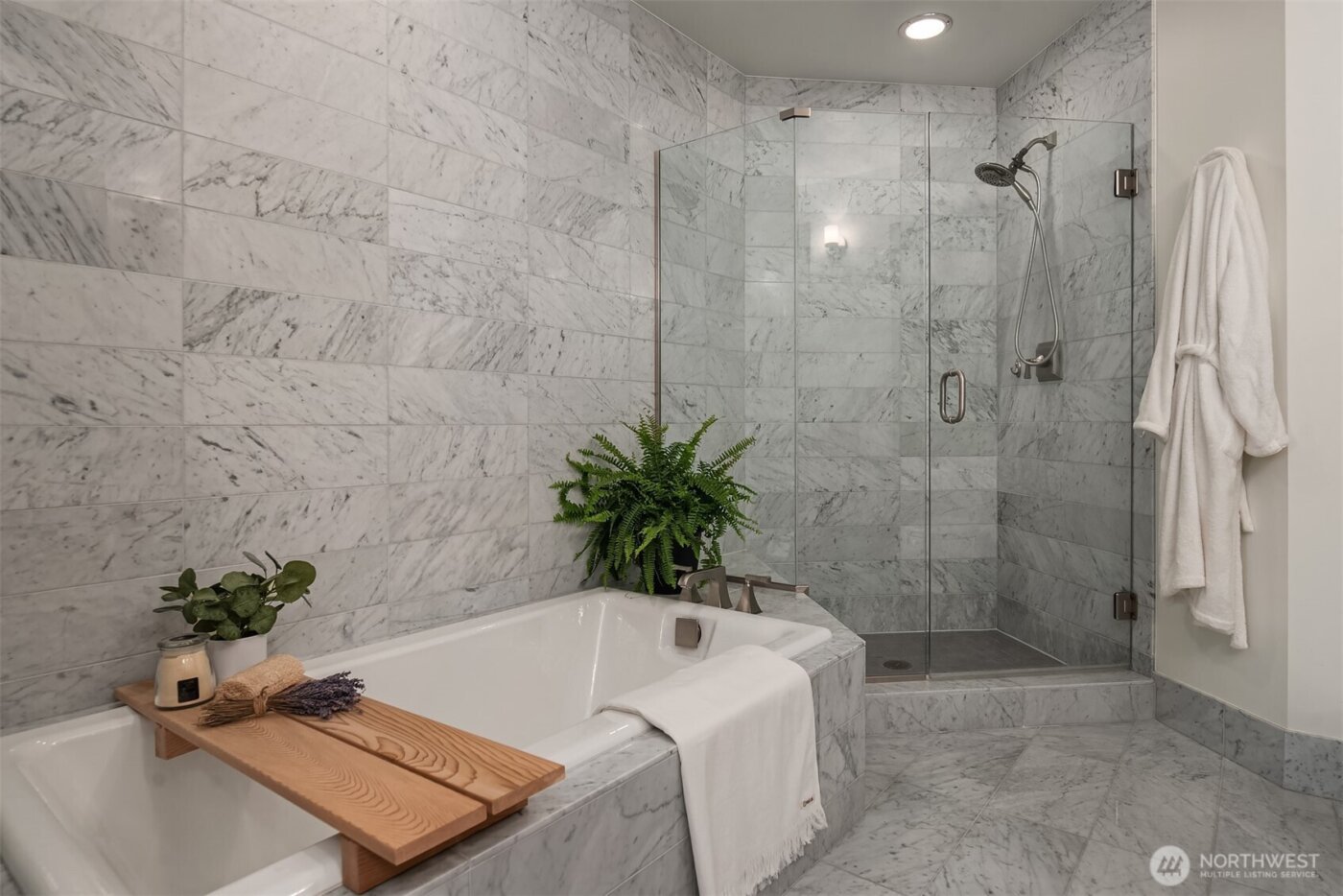 1920 4th Avenue #2202, Seattle, WA 98101