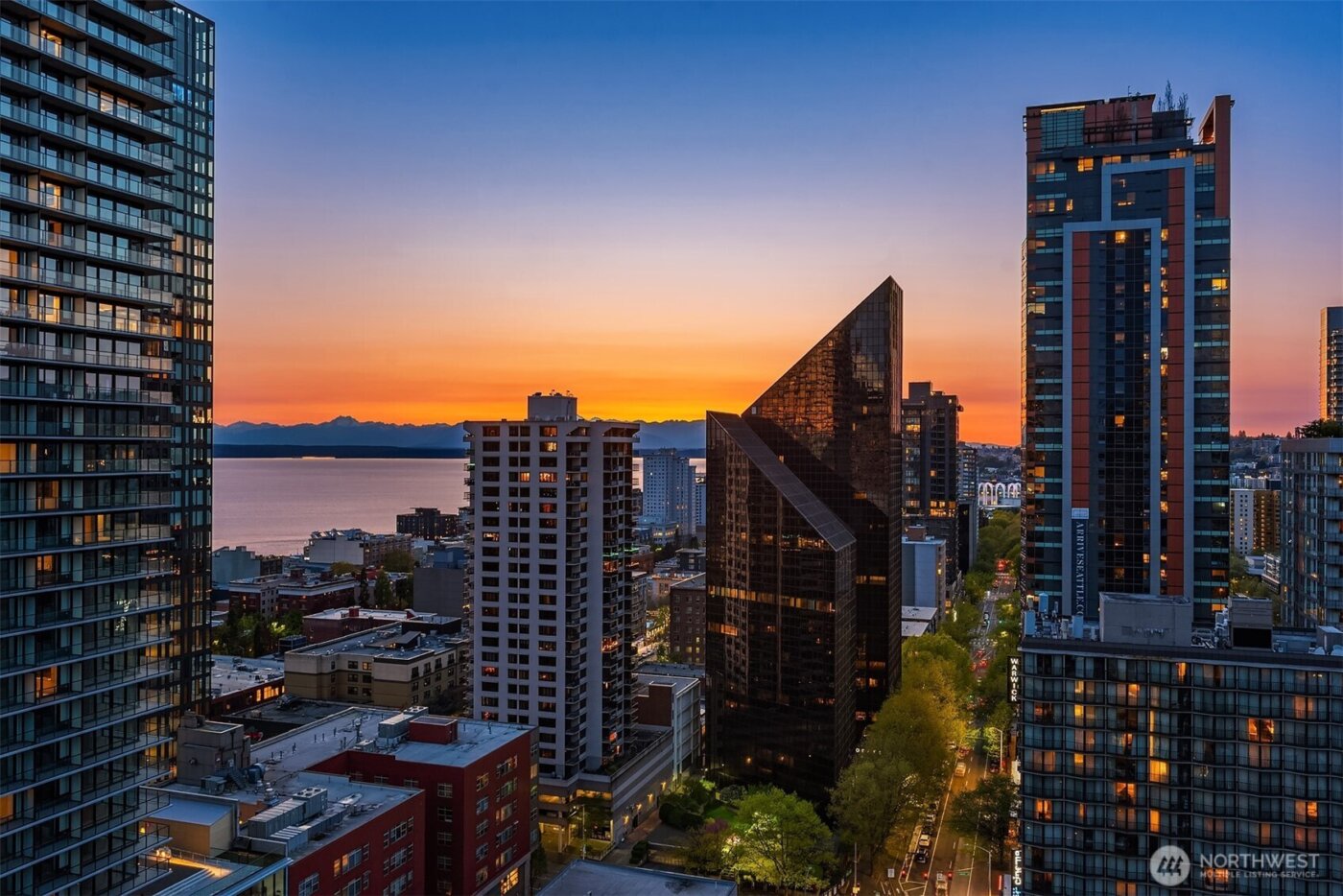 1920 4th Avenue #2202, Seattle, WA 98101