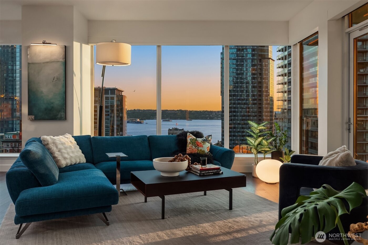 1920 4th Avenue #2202, Seattle, WA 98101