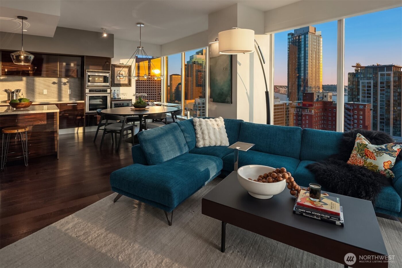 1920 4th Avenue #2202, Seattle, WA 98101