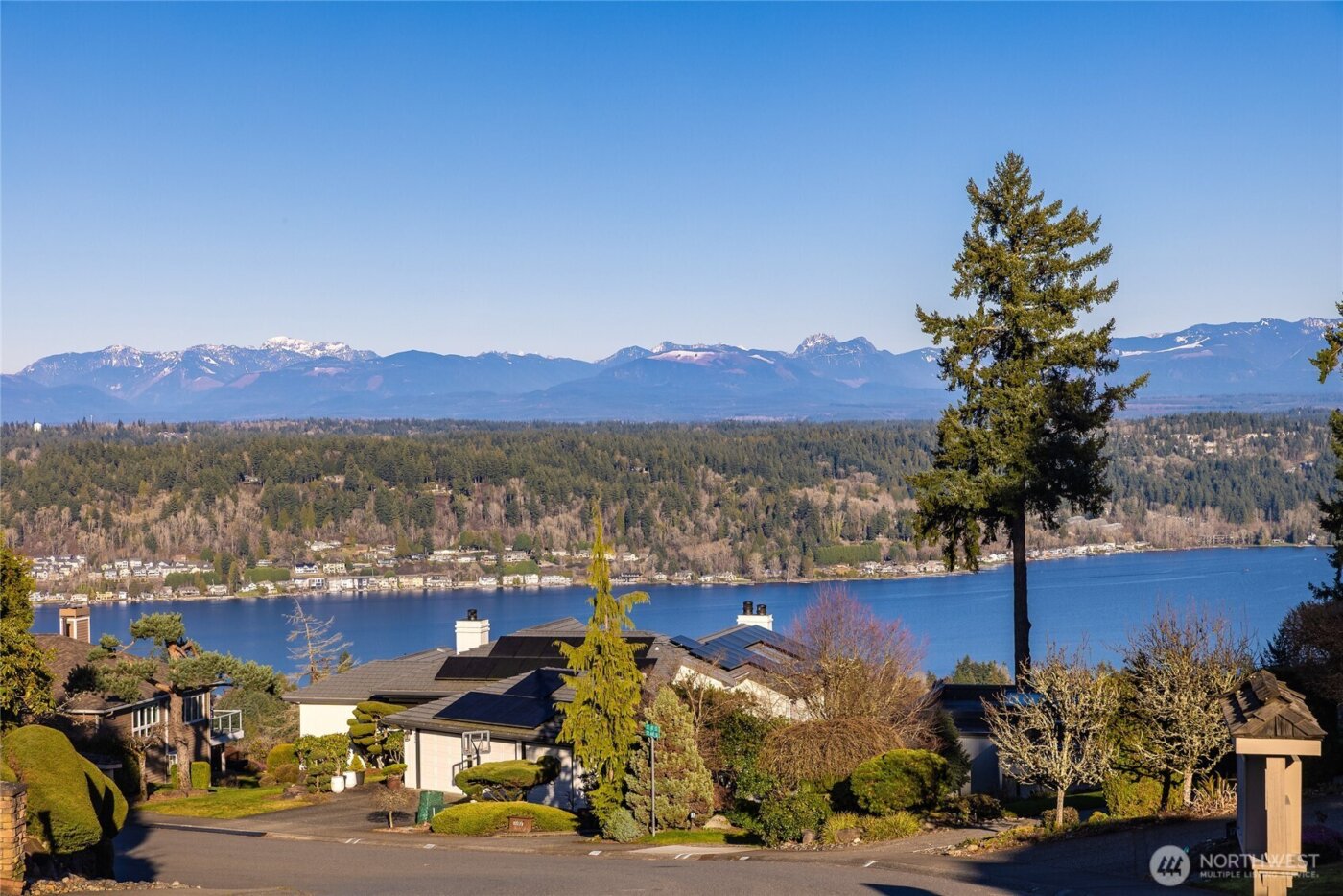 4585 167th Lane SE, Bellevue, WA 98006