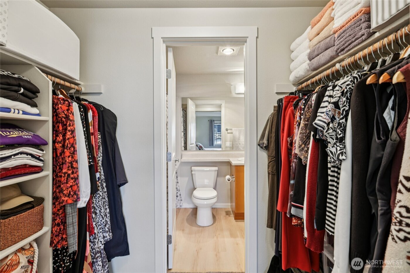 12404 E Gibson Road #N203, Everett, WA 98204