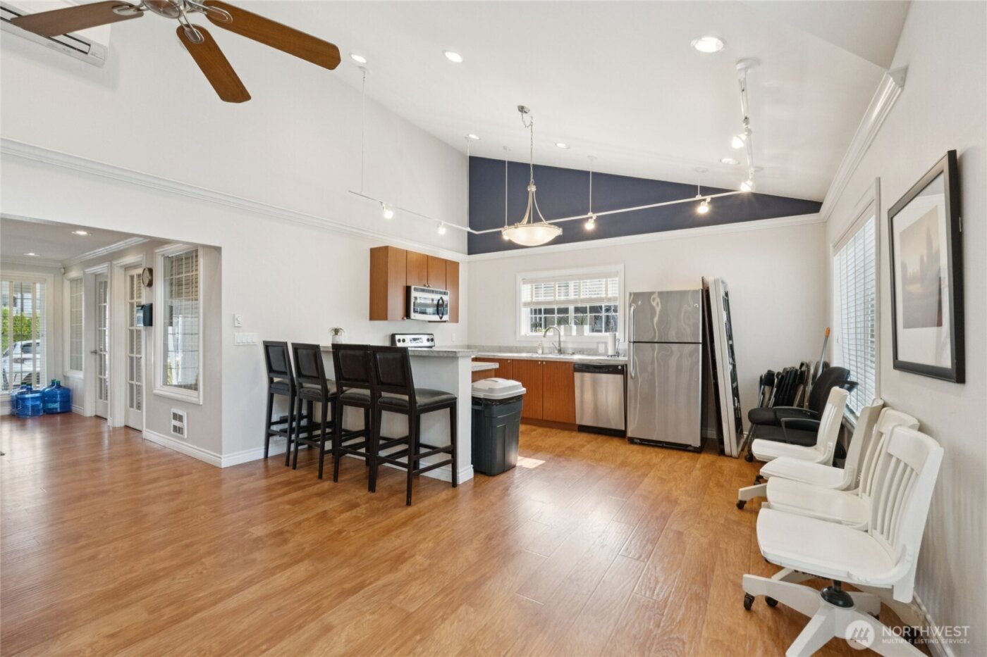 12404 E Gibson Road #N203, Everett, WA 98204