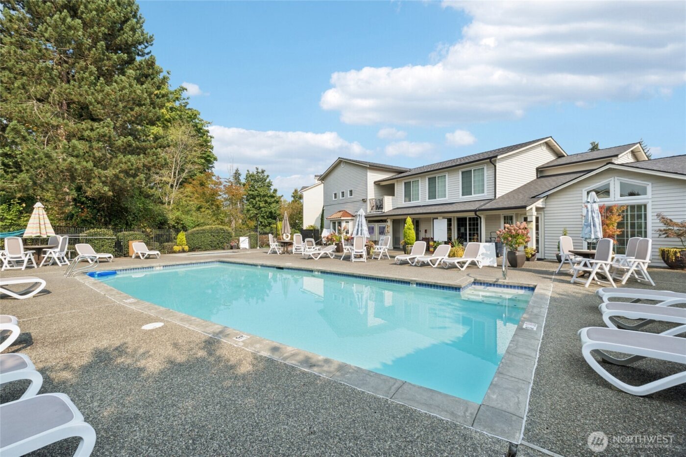 12404 E Gibson Road #N203, Everett, WA 98204