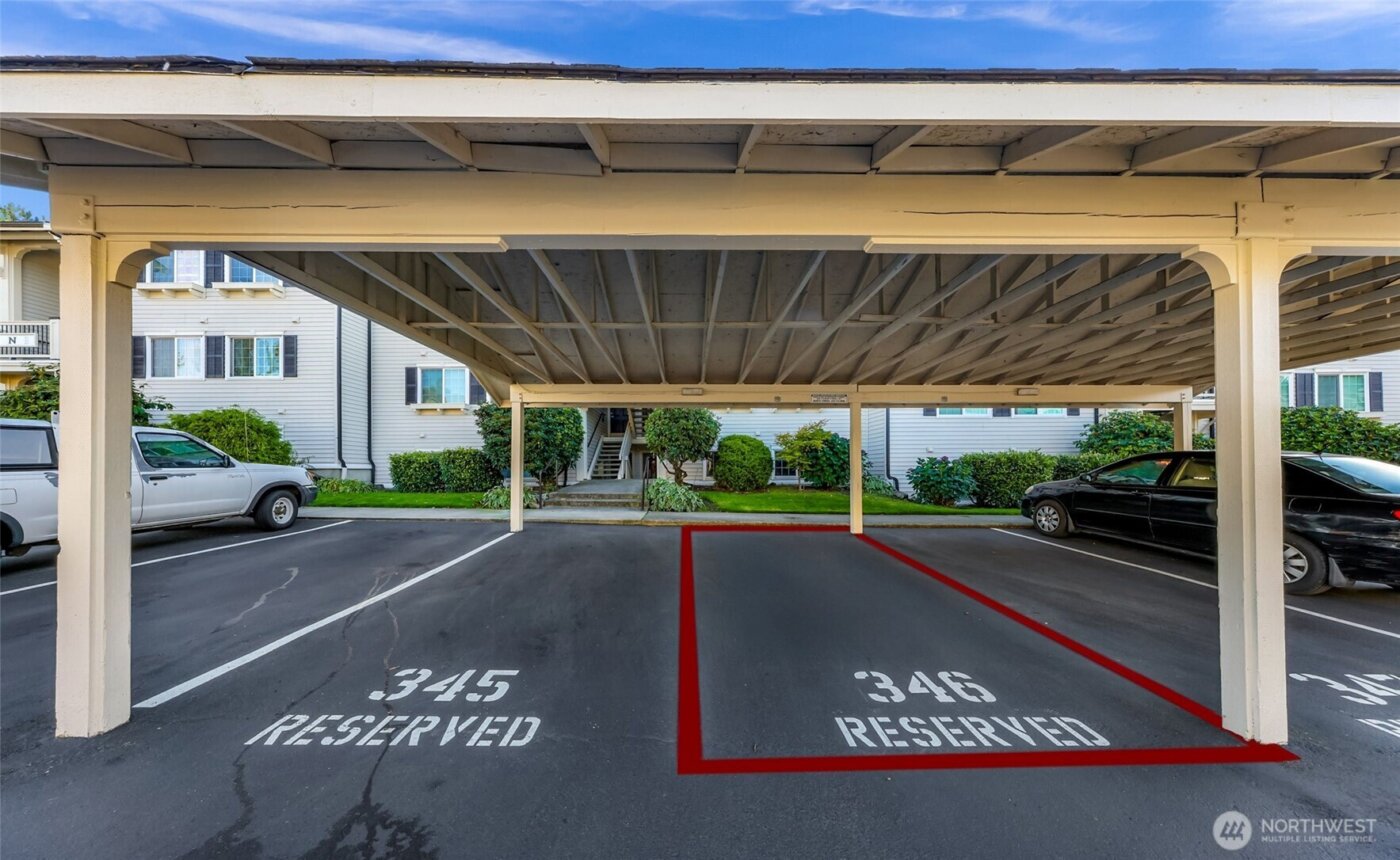 12404 E Gibson Road #N203, Everett, WA 98204